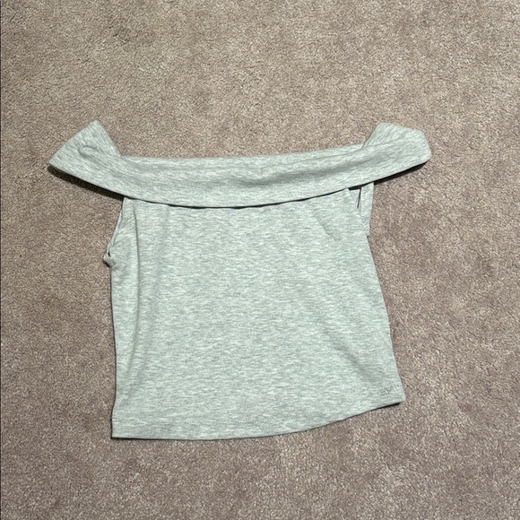 Off the shoulder top - Picture 2 of 3